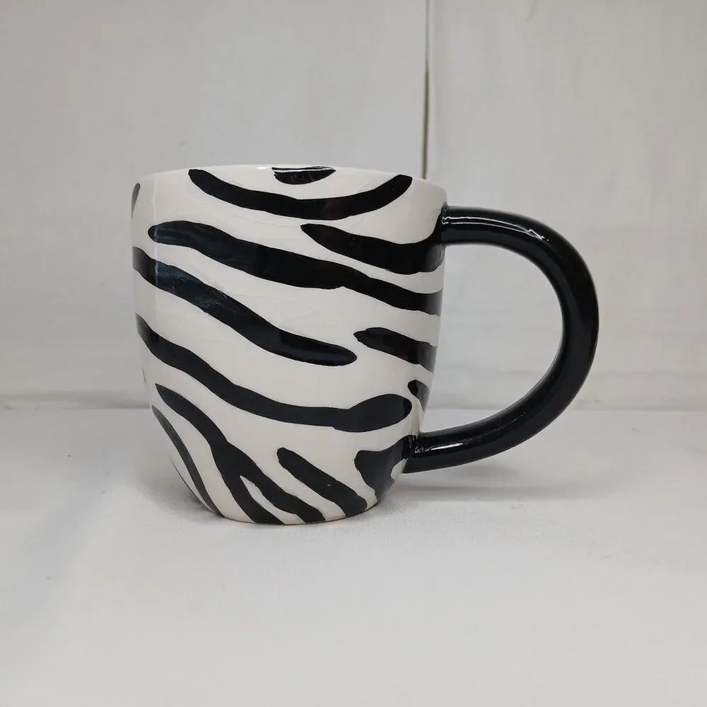 Pier 1 Hand Painted Zebra Surprise Mug 14 Oz. Black Stripes Zebra Inside